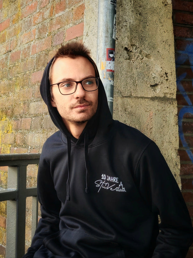 10 JAHRE HOODIE SCHWARZ